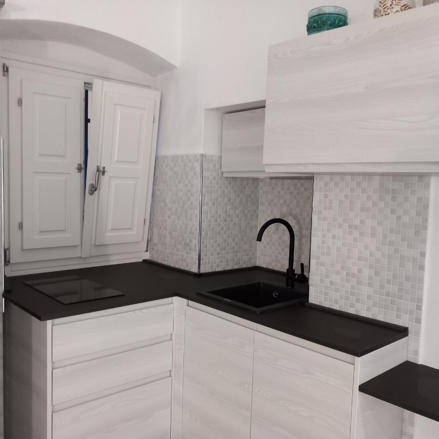 Casa Isabella De Luxe Studio Монтеросо ал Маре Екстериор снимка