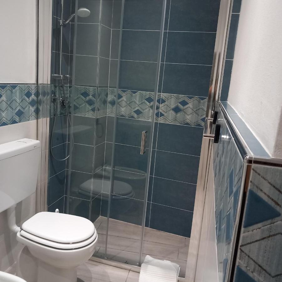 Casa Isabella De Luxe Studio Монтеросо ал Маре Екстериор снимка